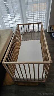 Dětská postýlka Ikea včetně matrace - 2