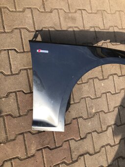 Pravý blatnik Audi A4 B9 - 2