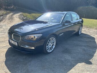 750Li V8 300KW - nové brzdy - 2