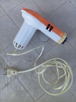 Prodám starý fén. - 2