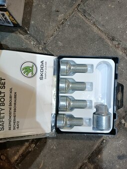 Bezpečnostní šrouby škoda - 2