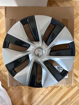 Kryty kol Gemini 19" Tesla Model Y - 2