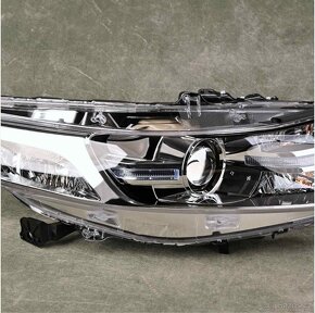 Honda Accord 8G BiXenon REZERVACE  - 2