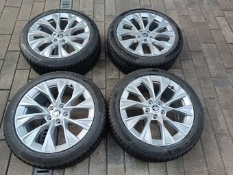 alu Superb3 Passat B8, zimní CWC 235.45.18 90% - 2
