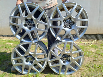 alu kola VW - 2