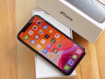 APPLE iPhone 11 64GB Black - ZÁRUKA - TOP STAV-100%BAT. - 2