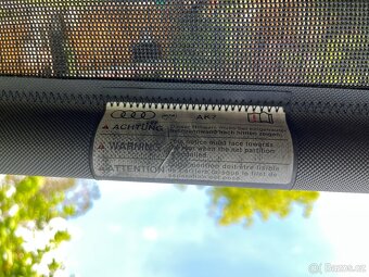 Originál černá Audi Q7 oddělovací síť kufru - 2