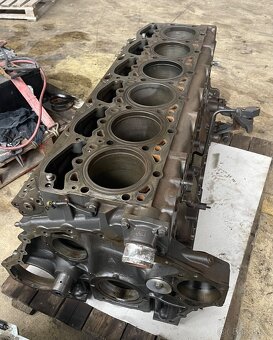 Prodam blok motor DAF 105.510 rv 2007 - 2