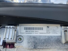 BMW 1 f20 obrazovka display screen - 2