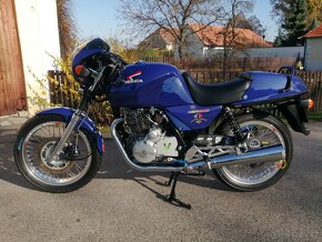 HONDA XBR 500 PC 15 - 2