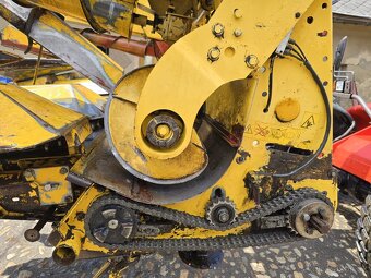 Kukuřičný adaptér new holland 6 řádku - 2