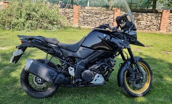Suzuki V-Strom 1050 DL R. V. 2021 najeto 13232Km - 2