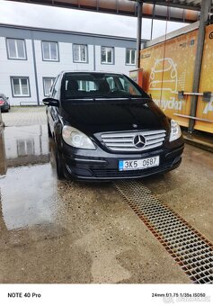 Mercedes Benz B 180 - 2