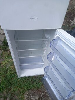 Prodám lednici + mrazák ECG - 2