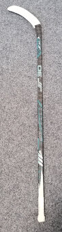 Juniorská carbonová hokejka JR HOCKEY flex 30 pravá - 2