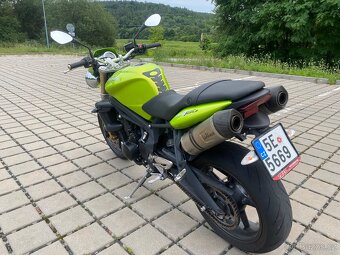 Triumph street triple 675 - 2
