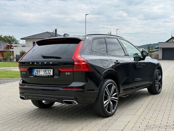 Volvo XC60 R-Design 173kW 5L-Záruka Tažné - 2