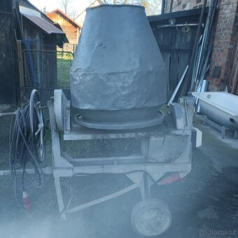 Stavební míchačka - 2