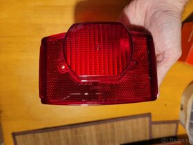 Sklo zadní Lucas - 2