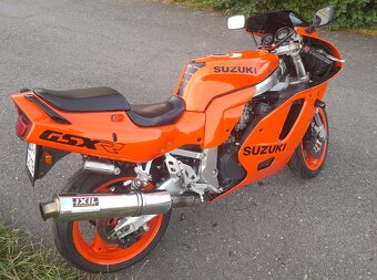 Moto Suzuki GSX-R 750 w z roku 1993 - 2