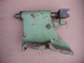 luneta / opěra na brusku na kulato TOS 2U - 2