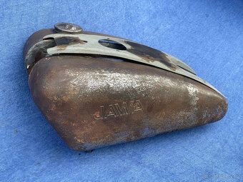 Jawa 175/250 Speciál - Nádrž + překryt - 2