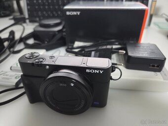 SONY DSC-RX100M3 + originální příslušenství - 2