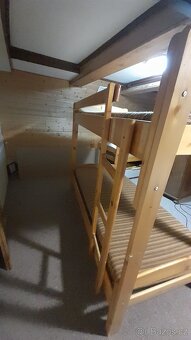 Patrová postel z masivu - 2