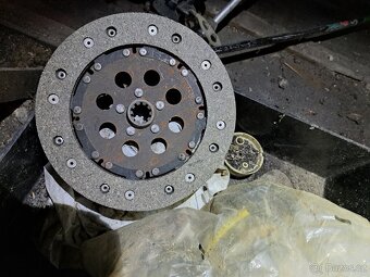 Rozvody a lamela spojky pro Š105/120 - 2