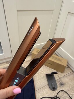 Dyson bezdrátová žehlička, jak nova - 2