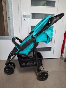 Golfový kočárek - 2