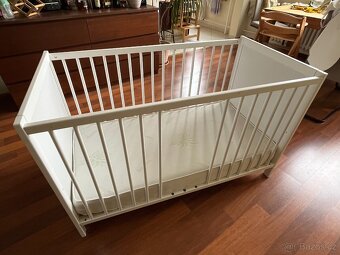 Dětská postýlka vč. kvalitní matrace - 2