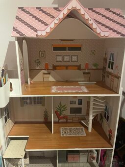 Domeček pro pannenky - 2