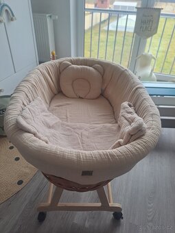 Proutěná postýlka pro miminko - 2