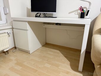 Počítačový stůl MALM - 140x65cm - 2