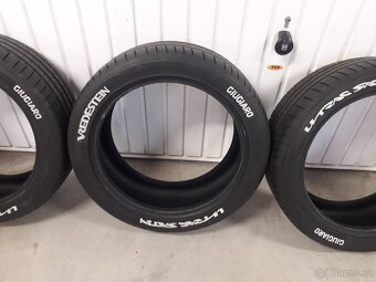 Vredestein Ultrac Satin 225/45 R17 GIUGIARO - 2