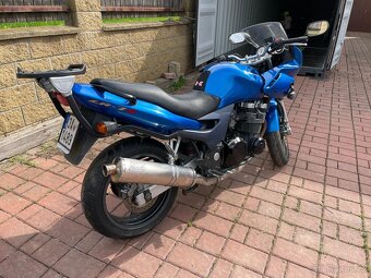 Kawasaki ZR-7S - 2