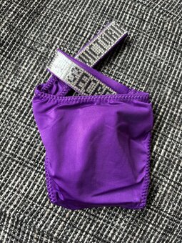 Spodní prádlo - tanga Victoria’s Secret M - 2