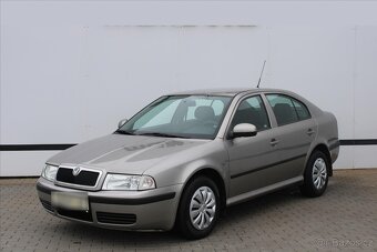 Škoda Octavia 1.6 MPI TOUR KLIMATIZACE ČR (2010) - 2