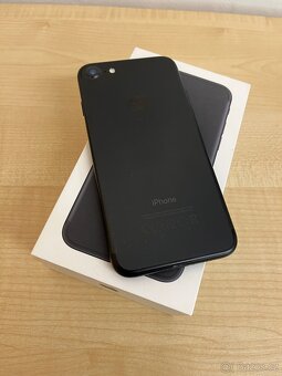 Apple iPhone 7 128gb - 2