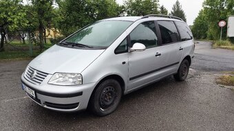 VW Sharan 2009 2.0Tdi bez koroze - 2