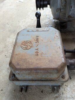 Elektromotor 4kW s vypínačem - 2