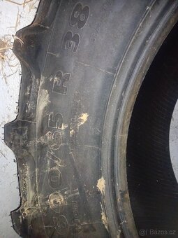 Pneu 600/65R38 - 2