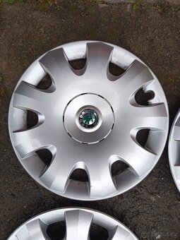 Kryty kol Škoda 15" originály - 2