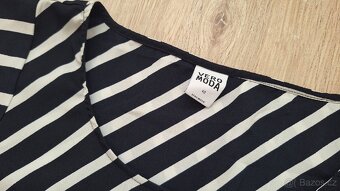 Pruhované šaty zn. Vero moda - 2