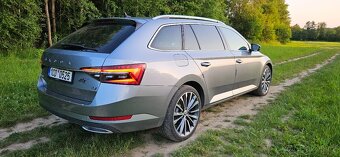Škoda Superb 3 Combi iV 1.4 TSI 115kW DSG Laurin&Klement - 2