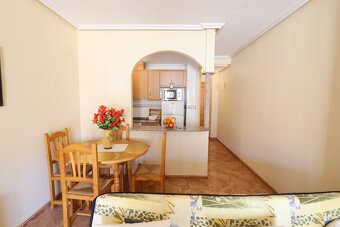 ŠPANĚLSKO, Torrevieja, apartmán s výhledem na bazén - 2
