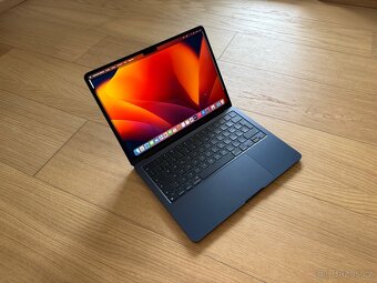 ZÁNOVNÍ APPLE MACBOOK AIR 13” 2022 M2/8GB RAM/256GB,ZÁRUKA - 2