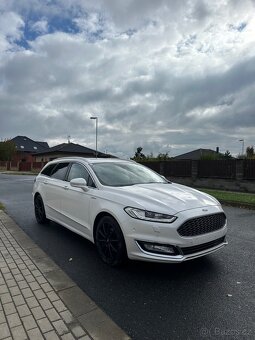 Ford Mondeo Vignale kombi 2.0TDCi, 132kw,Webasto,masáže,Syn3 - 2