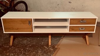TV stolek s úložným prostorem - 2